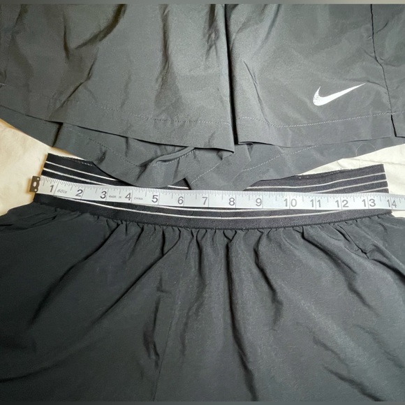 2 Nike Gray Dri Fit Women’s Athletic Shorts size Medium - Picture 5 of 12